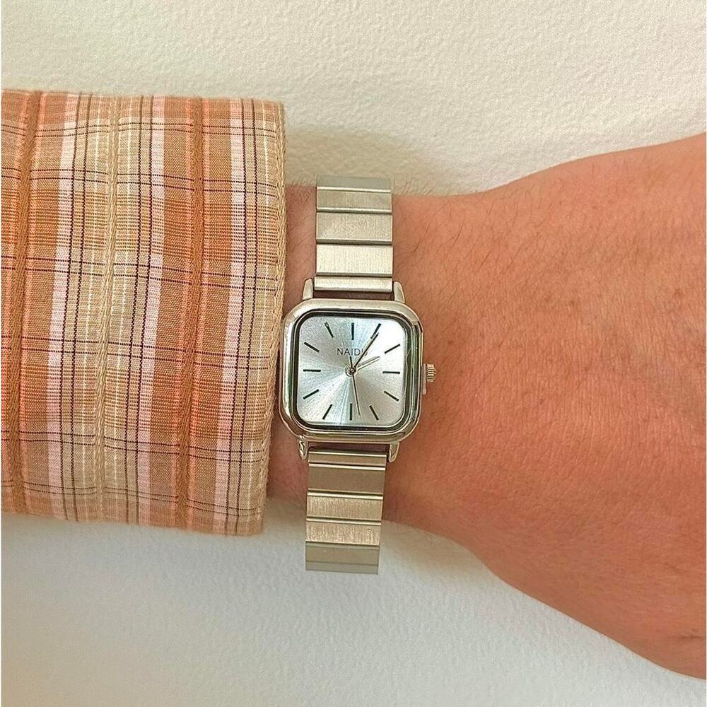 Y2K Silver Square Quartz Watch with Minimal Dial Unisex 8.5" New